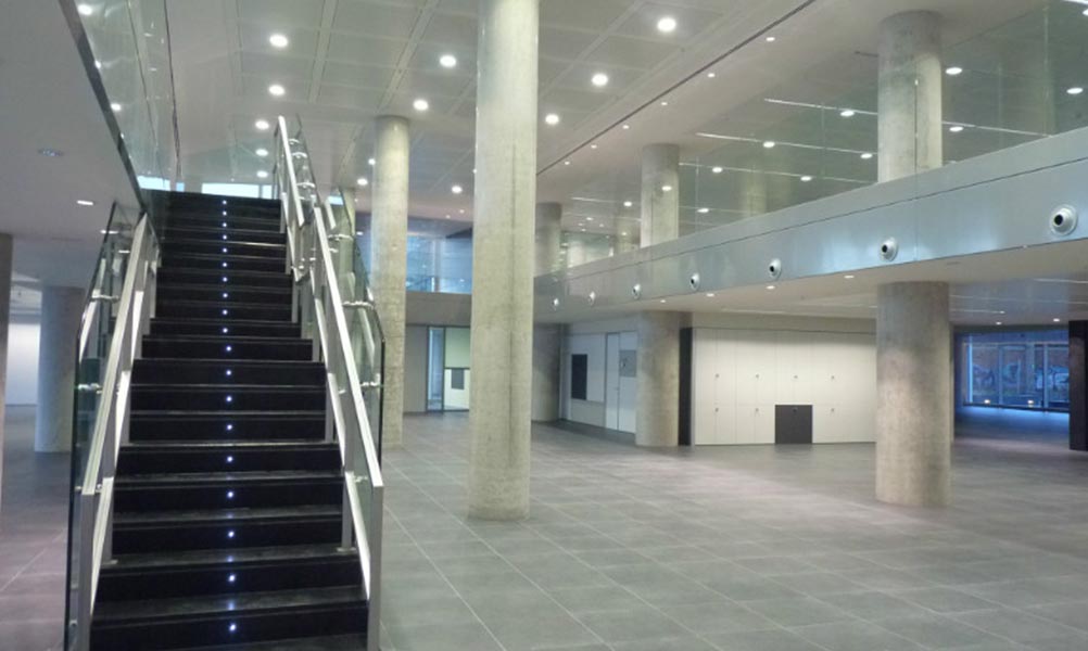 escaleras a planta superior tgss valladolid