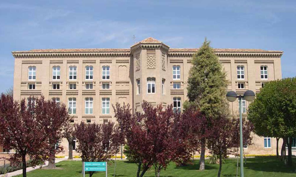 Reception of renovation works for the San Juan de Dios Pavilion and Interpavilions of the NUESTRA SEÑORA DEL PILAR Psychosocial Rehabilitation Center in Zaragoza.