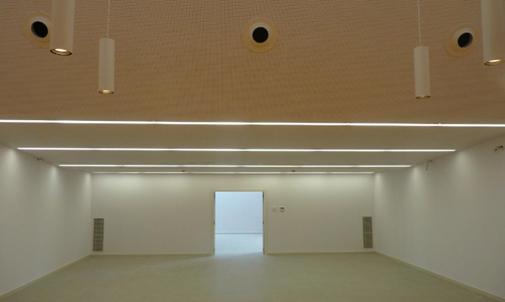 Rudi's visit to the Palace of Justice of Huesca